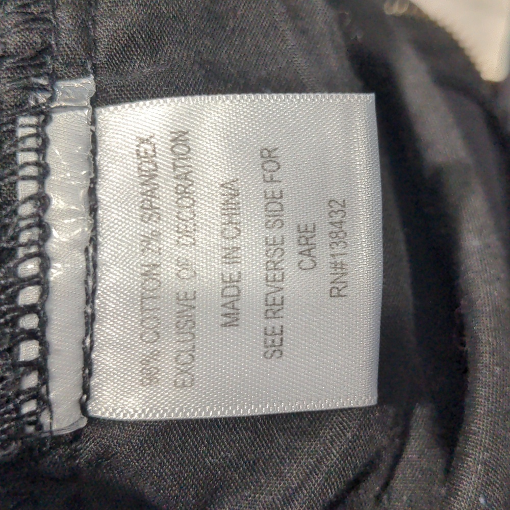 Modcloth Women's Pants Size Medium Black Front Seam Detail Skinny - Picture 9 of 9